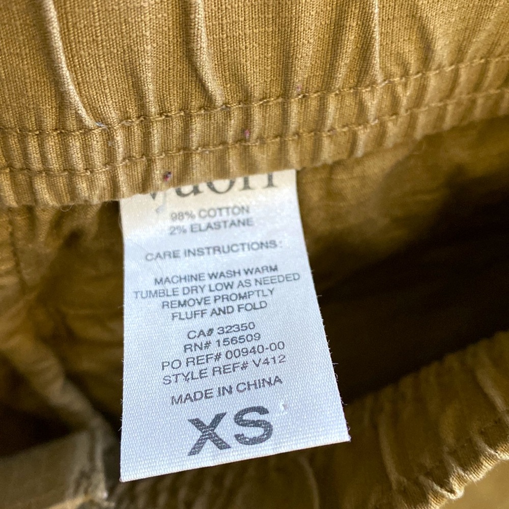 Vuori Ripstop Pant in Khaki - Picture 8 of 8